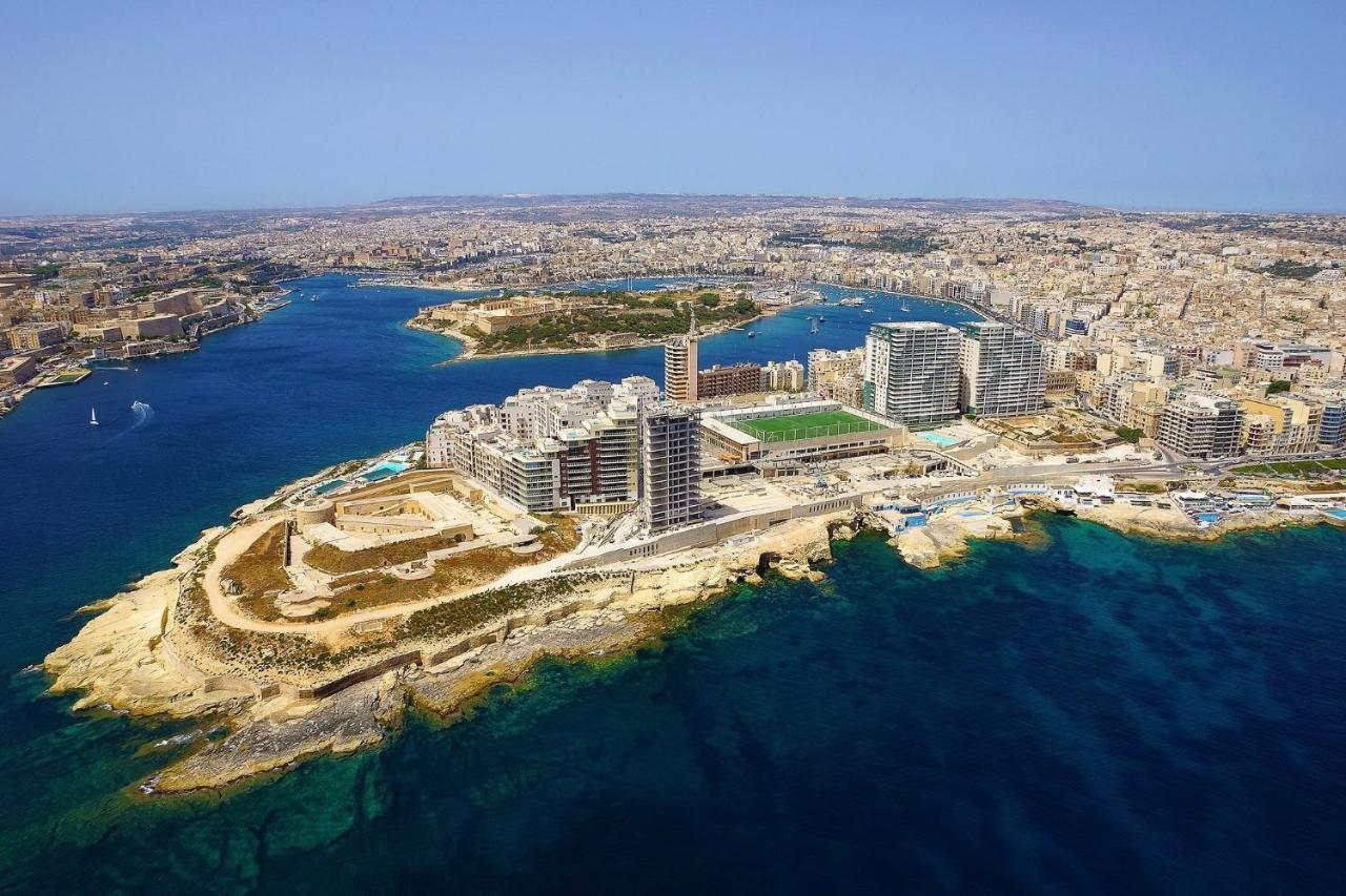 Seaview Apartment In Fort Cambridge, Sliema Dış mekan fotoğraf
